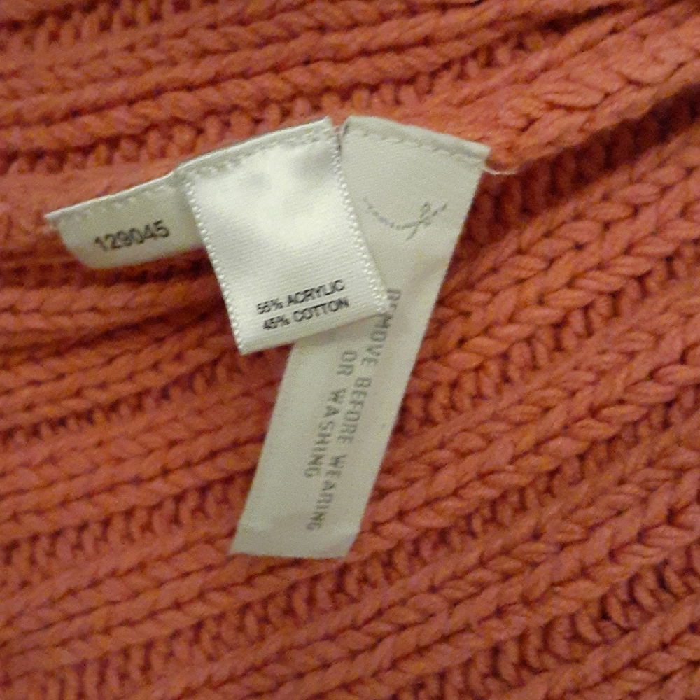 Sweater - Picture 4 of 4